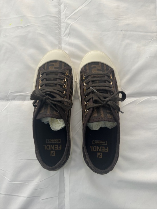 Fendi Shoes - Fendi Brown & Cream Low-Top Logo Sneakers